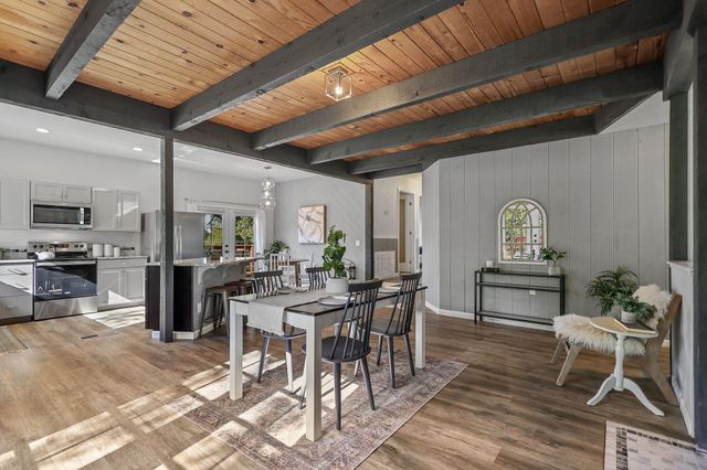 17622 China Gulch Drive, Anderson, CA 96007