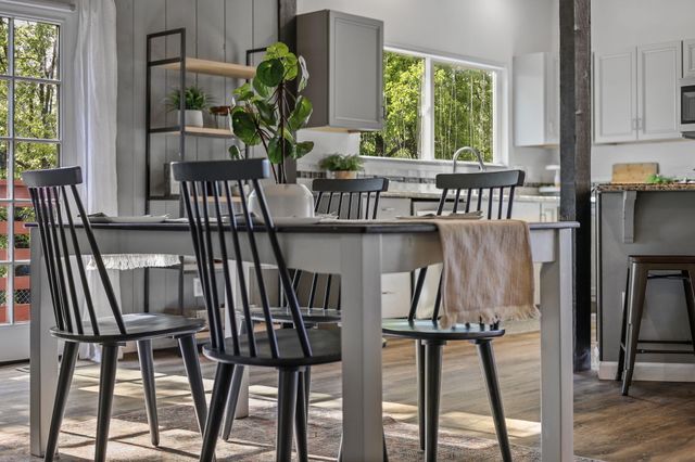 17622 China Gulch Drive, Anderson, CA 96007