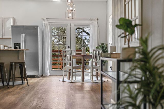 17622 China Gulch Drive, Anderson, CA 96007