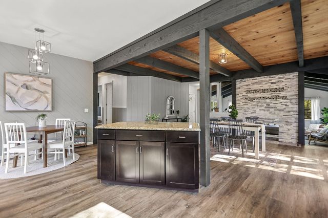 17622 China Gulch Drive, Anderson, CA 96007