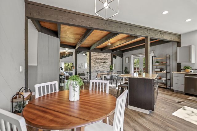 17622 China Gulch Drive, Anderson, CA 96007