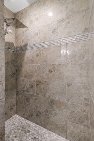 17622 China Gulch Drive, Anderson, CA 96007