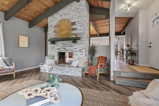 17622 China Gulch Drive, Anderson, CA 96007