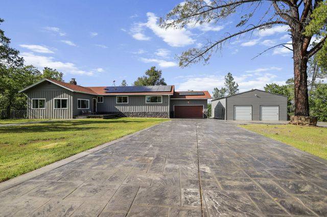 17622 China Gulch Drive, Anderson, CA 96007