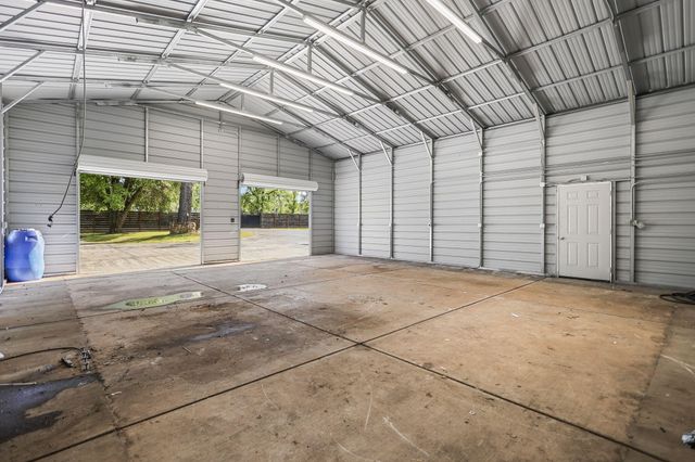 17622 China Gulch Drive, Anderson, CA 96007