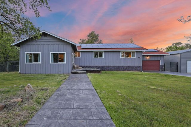 17622 China Gulch Drive, Anderson, CA 96007