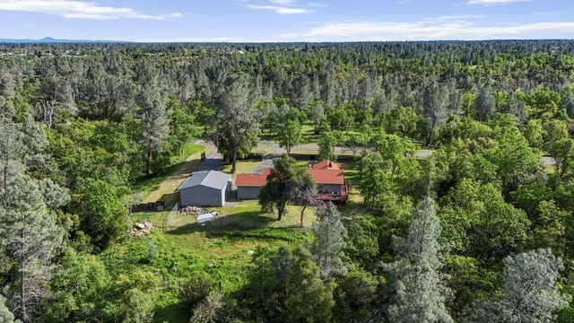 17622 China Gulch Drive, Anderson, CA 96007