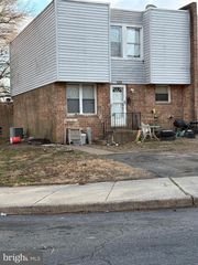 1334 M L KING PEDESTRIAN WAY, Chester, PA 19013