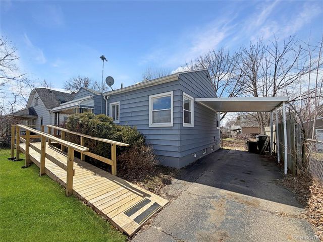 1034 Meida Street, Flint, MI 48532