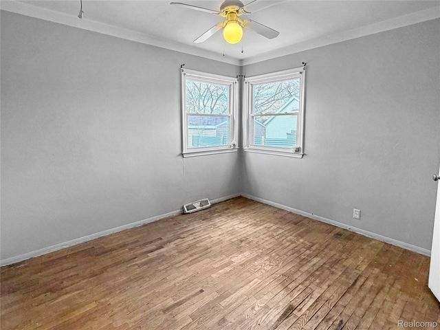 1034 Meida Street, Flint, MI 48532