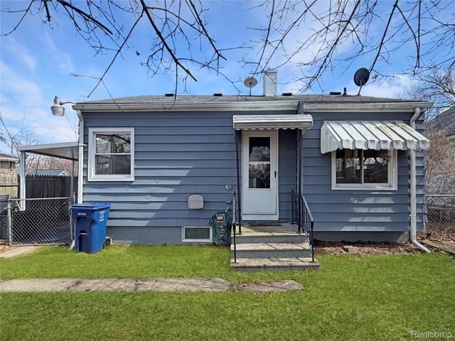 1034 Meida Street, Flint, MI 48532