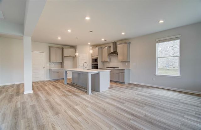 804 Moreland Drive, Hampton, GA 30228