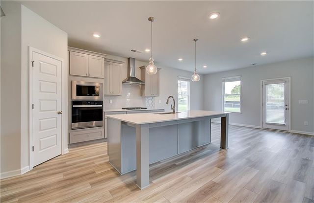 804 Moreland Drive, Hampton, GA 30228