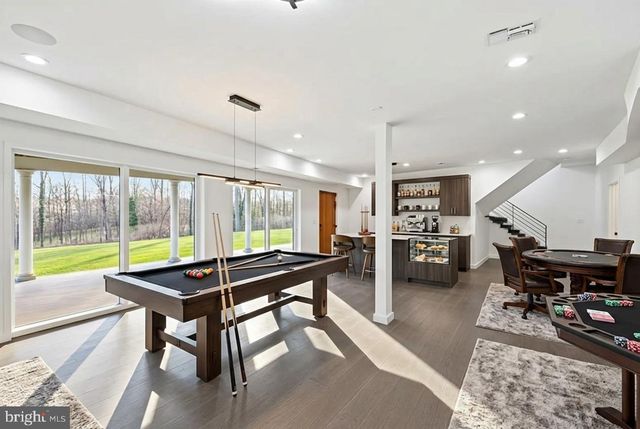 2368 HUNTER MILL RD, Vienna, VA 22181