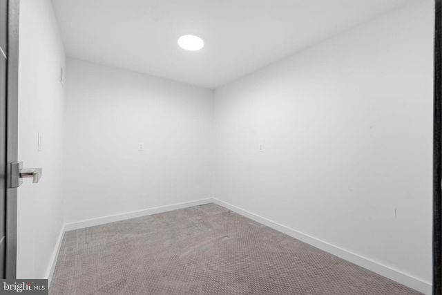 2368 HUNTER MILL RD, Vienna, VA 22181
