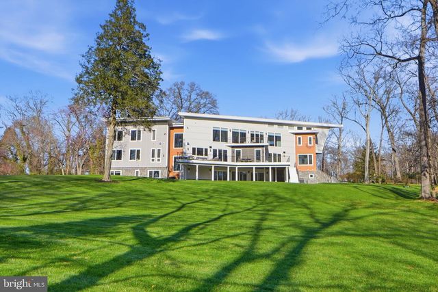 2368 HUNTER MILL RD, Vienna, VA 22181