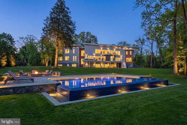 2368 HUNTER MILL RD, Vienna, VA 22181