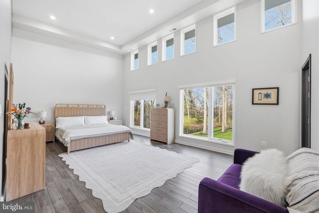 2368 HUNTER MILL RD, Vienna, VA 22181