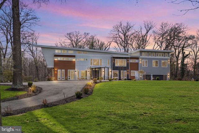 2368 HUNTER MILL RD, Vienna, VA 22181