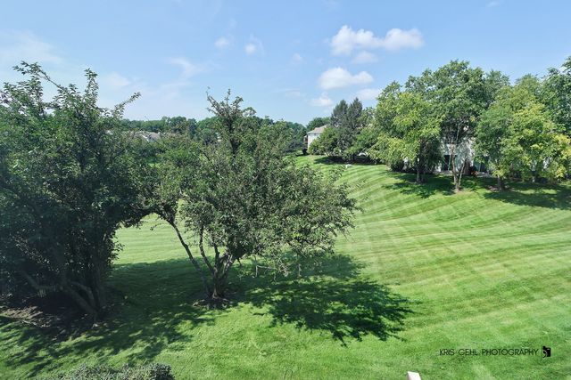 606 Howard Avenue, East Dundee, IL 60118
