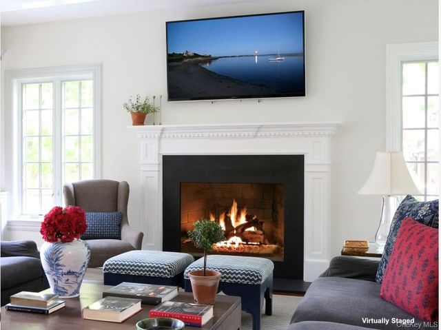 1018 Roanoke Avenue, Riverhead, NY 11901