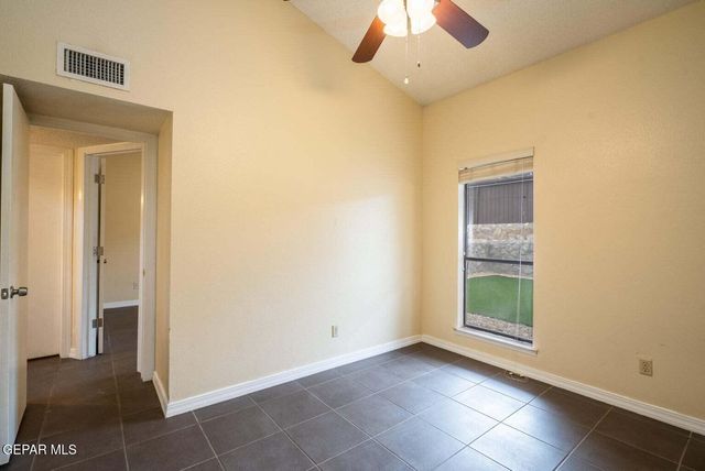 1555 Common Drive A, El Paso, TX 79936