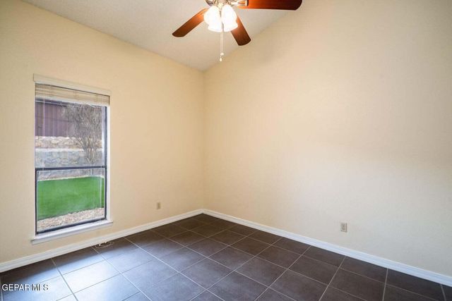 1555 Common Drive A, El Paso, TX 79936