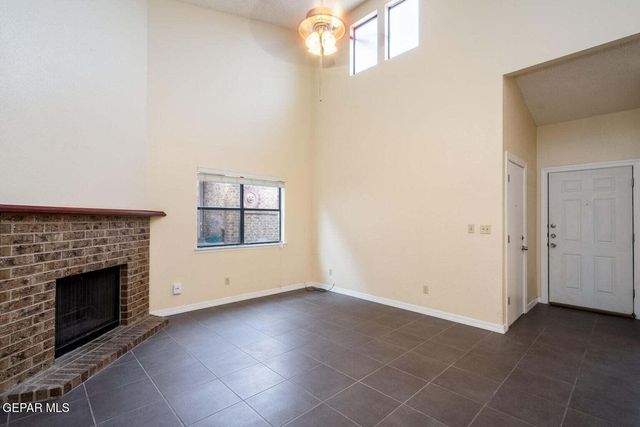 1555 Common Drive A, El Paso, TX 79936