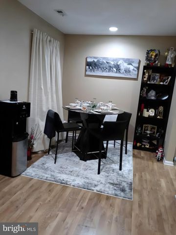 317 STEEPLECHASE CT, Deptford, NJ 08096