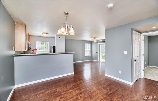 6103 Spring Creek Lane, O'fallon, MO 63368