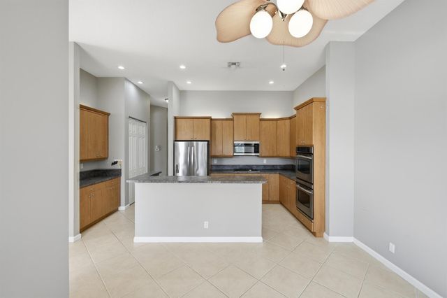 125 NW Madison Court, Port St Lucie, FL 34986