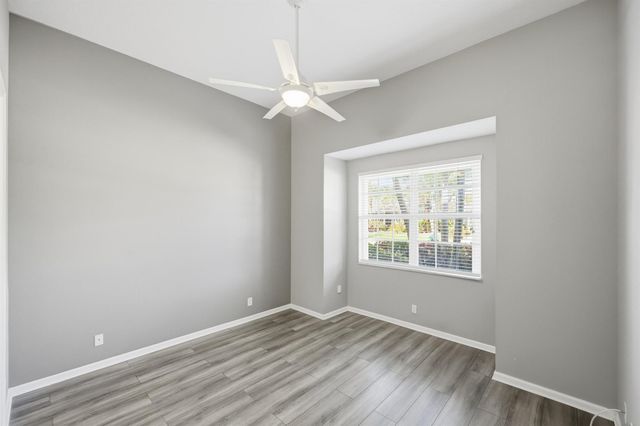 125 NW Madison Court, Port St Lucie, FL 34986