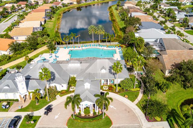 125 NW Madison Court, Port St Lucie, FL 34986