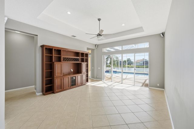 125 NW Madison Court, Port St Lucie, FL 34986