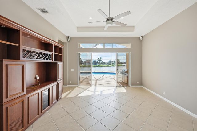 125 NW Madison Court, Port St Lucie, FL 34986