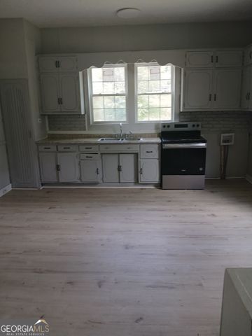 709 Spring Street, Valley, AL 36854