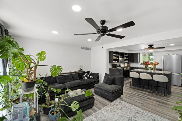 705 OGDEN AVE, Ogden, UT 84404