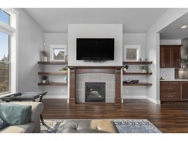 956 N NOBLE Loop, Ridgefield, WA 98642