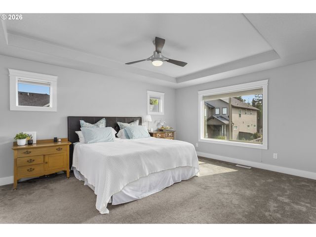 956 N NOBLE Loop, Ridgefield, WA 98642