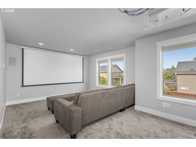 956 N NOBLE Loop, Ridgefield, WA 98642
