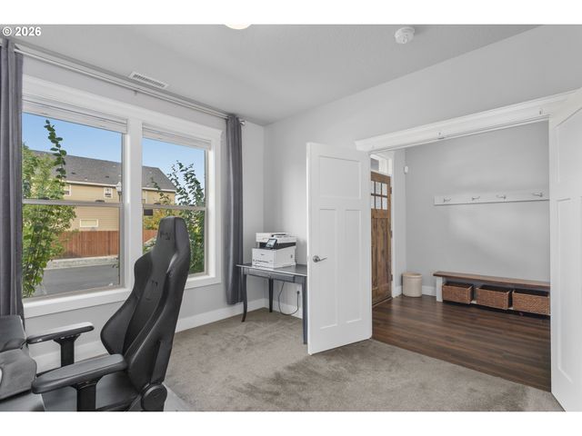 956 N NOBLE Loop, Ridgefield, WA 98642