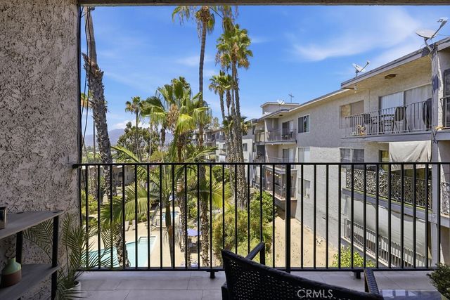 1517 E Garfield 84, Glendale, CA 91205