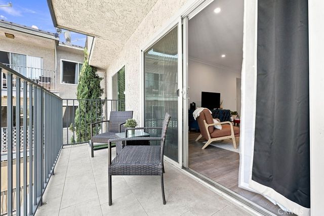 1517 E Garfield 84, Glendale, CA 91205
