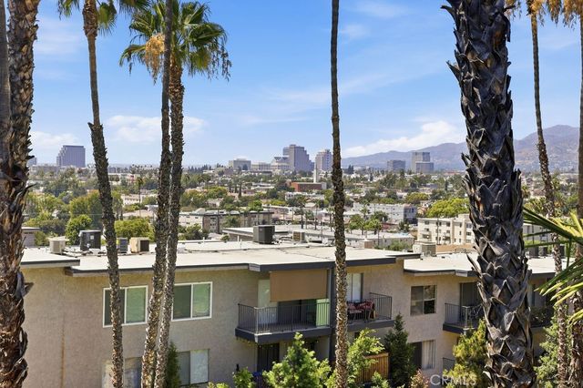 1517 E Garfield 84, Glendale, CA 91205