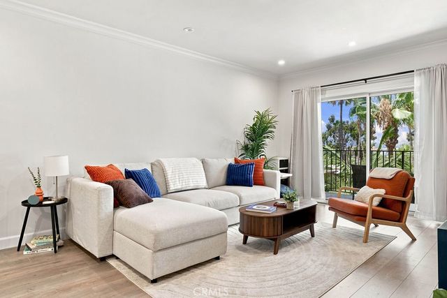 1517 E Garfield 84, Glendale, CA 91205