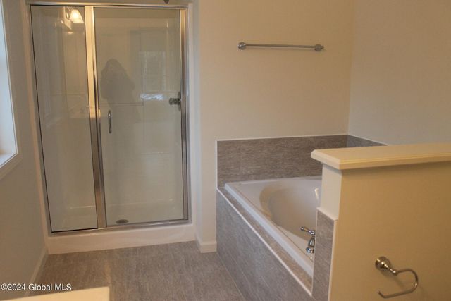 21 Jack Drive, Halfmoon, NY 12118