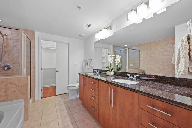 54 Rainey ST 412, Austin, TX 78701