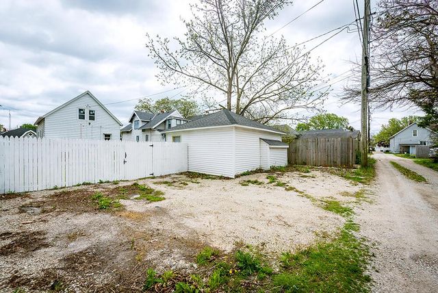 3834 Sheridan ROAD, Kenosha, WI 53140