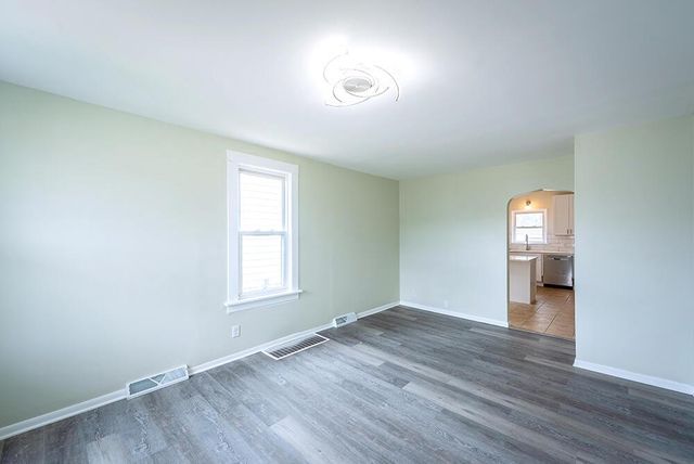 3834 Sheridan ROAD, Kenosha, WI 53140