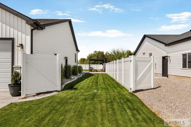 4391 Hatch Hollow Lane, Idaho Falls, ID 83401